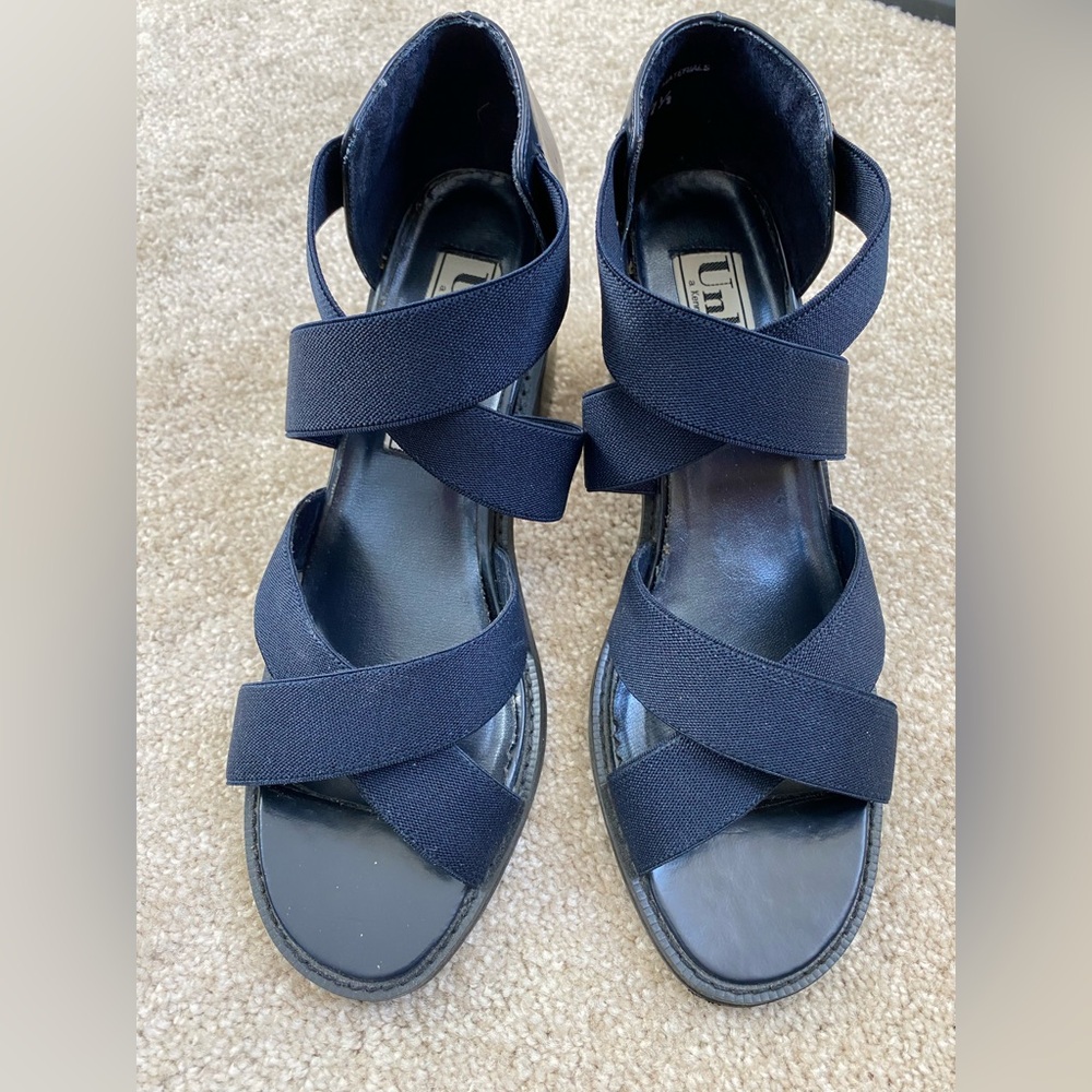 Kenneth Cole Women's Navy Heels